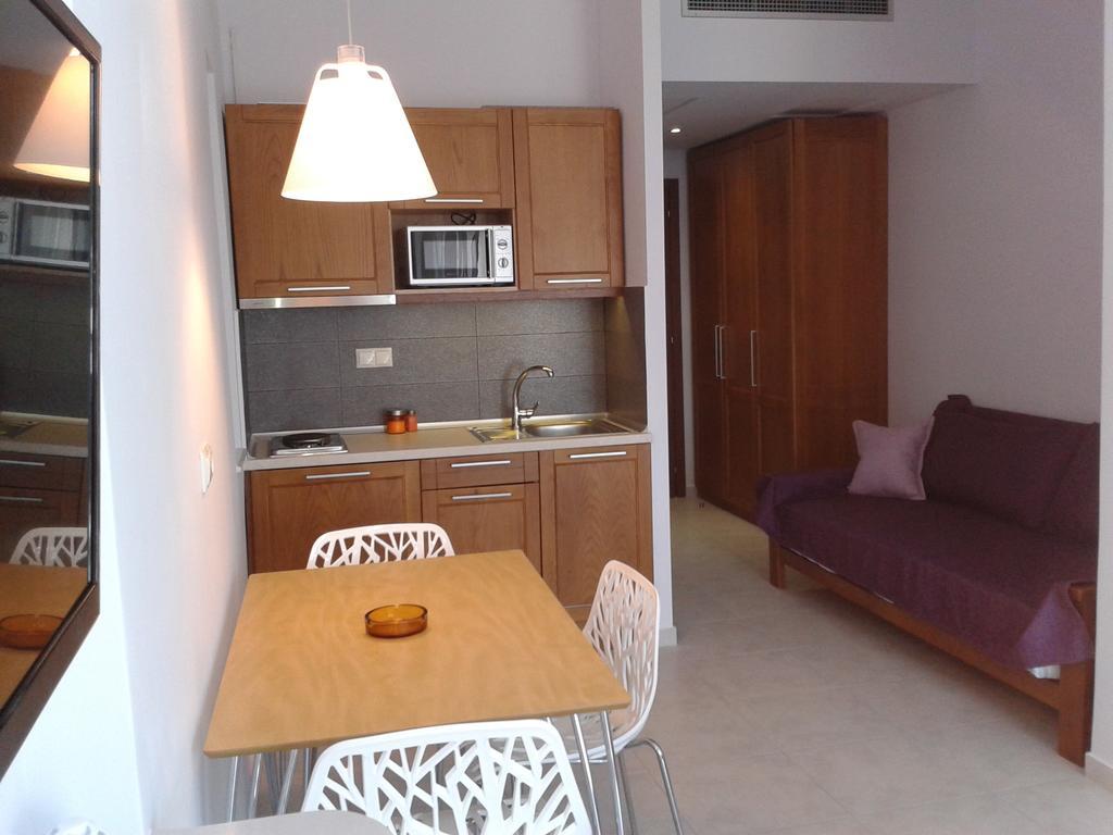 Sea To See Néa Péramos Habitación foto