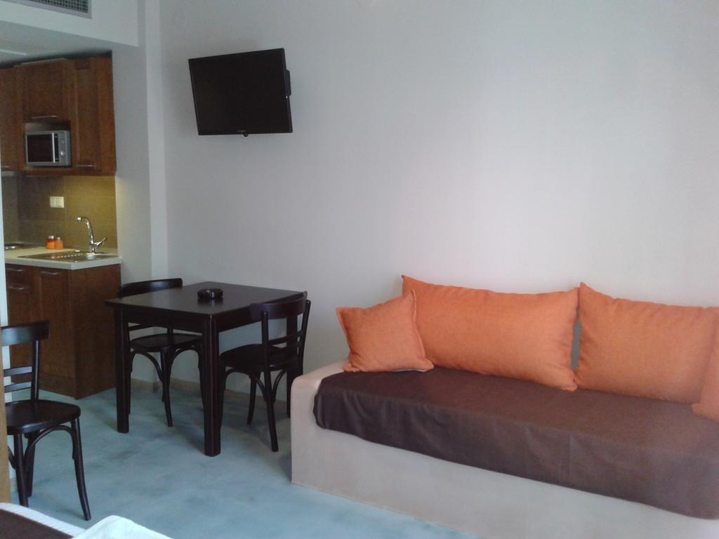 Sea To See Néa Péramos Habitación foto